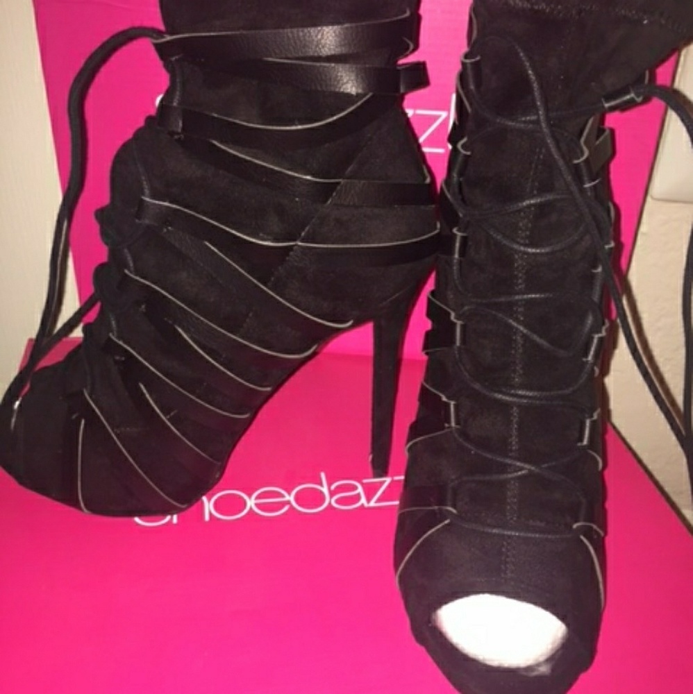 Open toe lace up booties